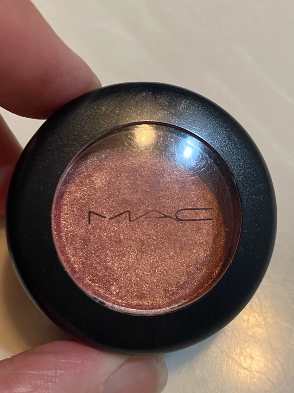 MAC Eyeshadow -Expensive Pink - Picture 3 of 6